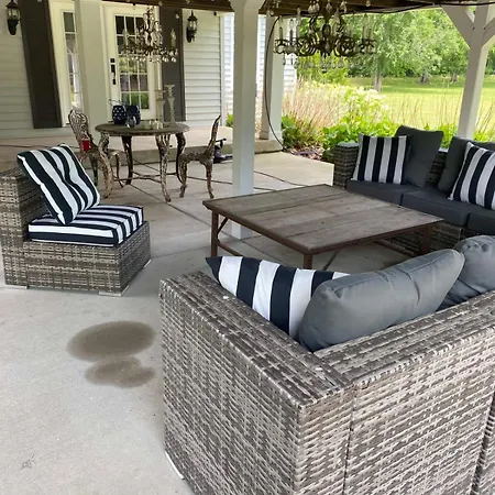 Enchanting Retreat 15 Minutes To
