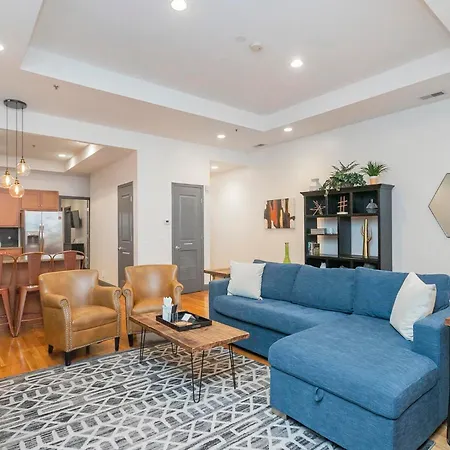 Apartment Loft Literally On Broadway Live Music & Bars *