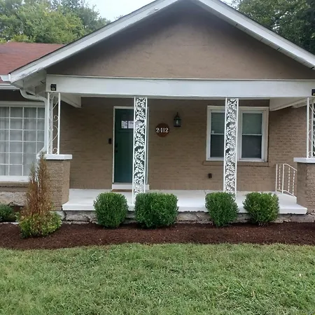 Spacious 3 Bedroom 3 Miles To Dt
