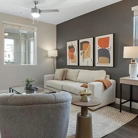 Landing At Abberly Foundry - 2 Bedrooms In Watkins Park