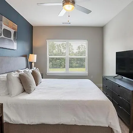 Landing At Abberly Foundry - 2 Bedrooms In Watkins Park
