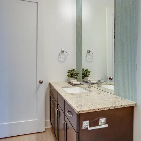 Lofts At 30th - 2 Floor Units Holiday home