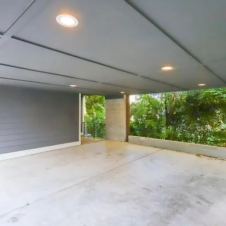 Stylish For 12 8th Ave South 6 Beds Holiday home *
