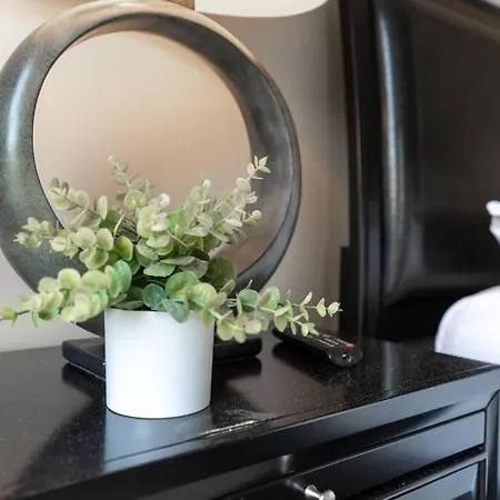 Holiday home Sleek Townhome Near Broadway!