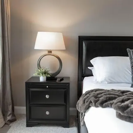 Sleek Townhome Near Broadway! * Nashville