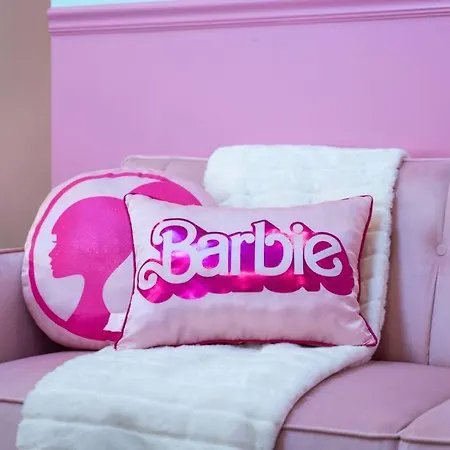 Apartment Omg Barbie!-walk To Bars & Food