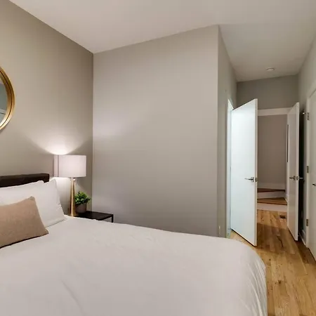 Holiday home Encore Escape Near Opry With Rooftop Sleep 8