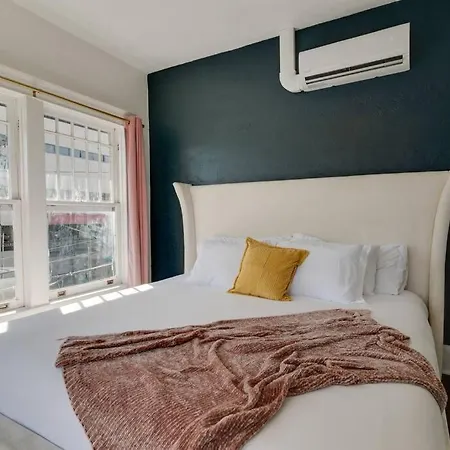 Historic Near Music Row-hillsboro Village Apartment