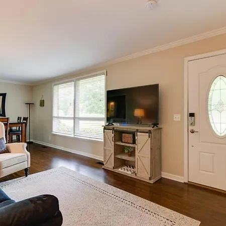 Holiday home Fire Pit-great Neighborhood-15 Min To Broadway *