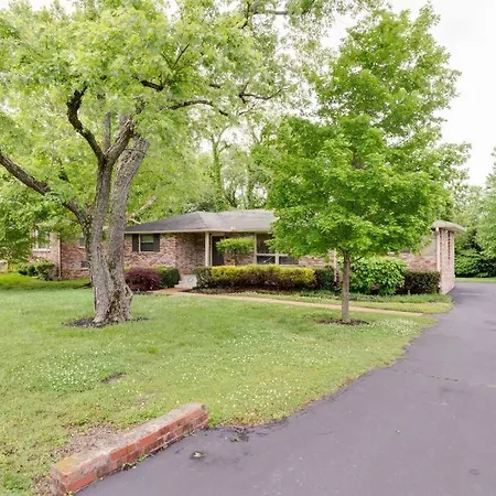 Fire Pit-great Neighborhood-15 Min To Broadway Holiday home *