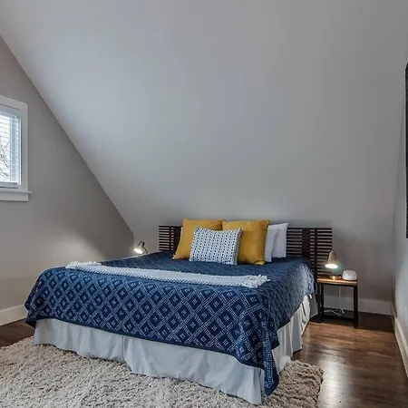 Apartment Cozy Loft - Steps To 12th South And Belmont