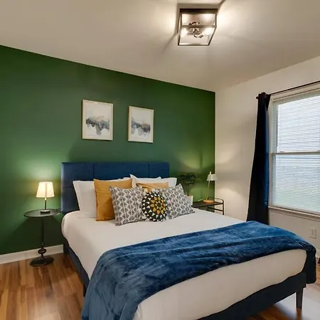 Holiday home Close To Broadway Sleeps 10 With Pool Table! *