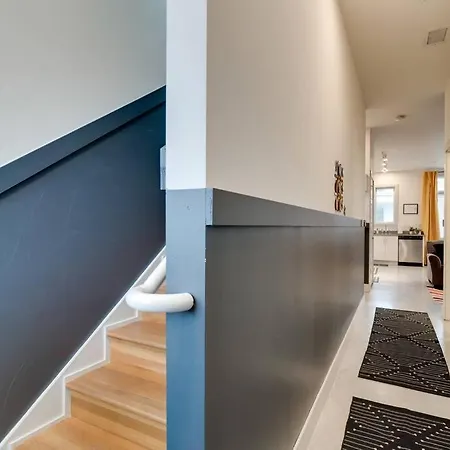 Chic Condo, 2mi To Downtown, Sleeps 8, By Geodis Apartment