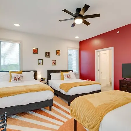 Chic Condo, 2mi To Downtown, Sleeps 8, By Geodis Apartment *
