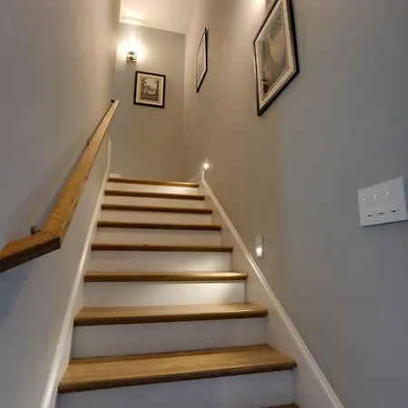 Holiday home Beautiful 3 Bedroom! Near Broadway-12th S-gulch