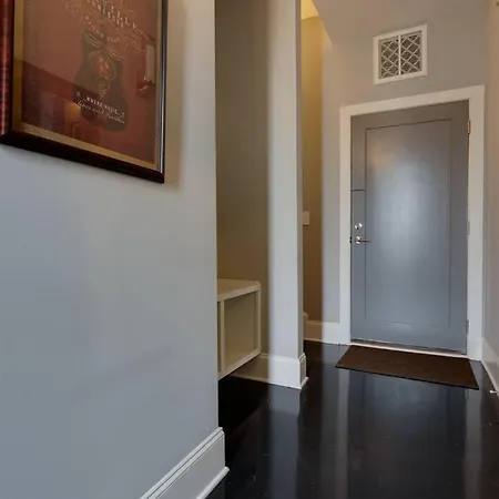 Holiday home Beautiful 3 Bedroom! Near Broadway-12th S-gulch *