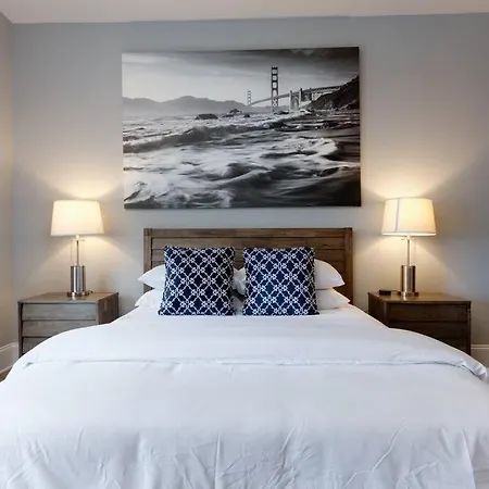 Holiday home Beautiful 3 Bedroom! Near Broadway-12th S-gulch *