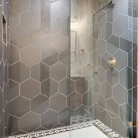 Neat, Or On The Rocks Apartment Nashville