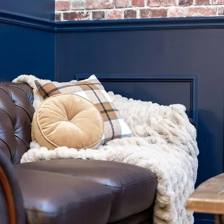 Neat, Or On The Rocks Apartment Nashville