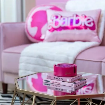 Omg Barbie!-walk To Bars & Food * Nashville