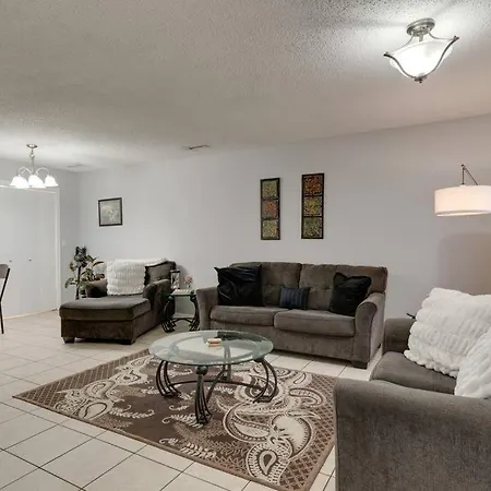 Lovely 2 Bdr With Balcony 2m To Broadway Apartment