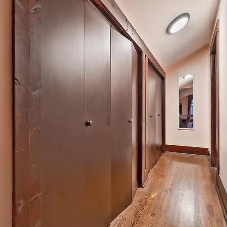 Bright In Hip East Walk To 5 Points - Only 2 Miles To Downtown * Nashville