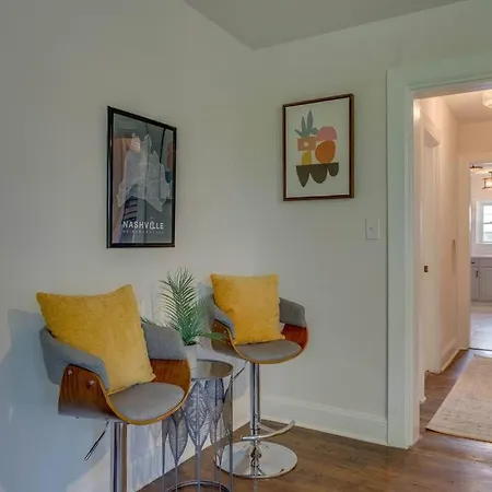 Apartment Bohemian Retreat Sleeps 6, Two Miles From Broadway! Nashville