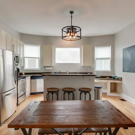 Walkable East Nash 3br With Big Yard Near Local Eats Holiday home *