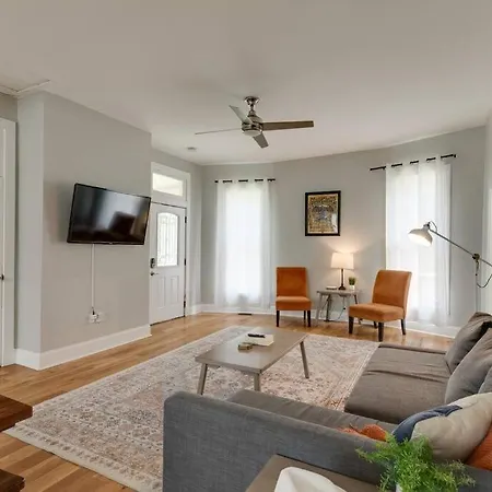 Walkable East Nash 3br With Big Yard Near Local Eats Holiday home Nashville