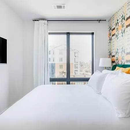 Downtown Midtown Vanderbilt, Honky Tonk Party Pad 2, Parking Gym Pool