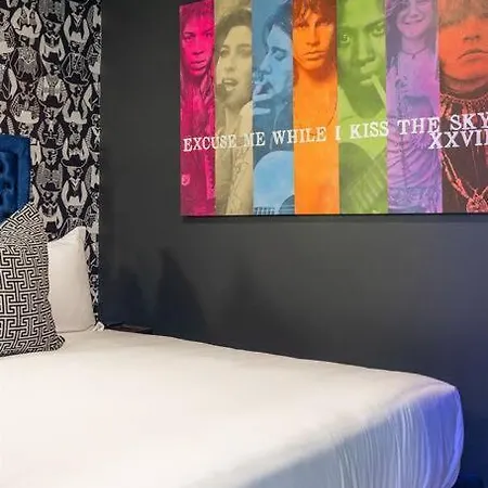 Downtown Midtown Vanderbilt, Honky Tonk Party Pad 1, Parking Gym Pool Apartment Nashville