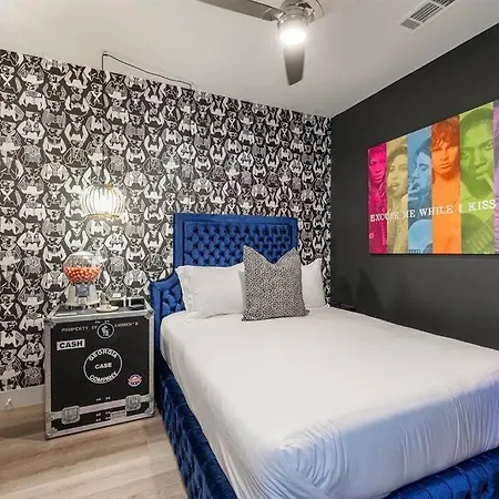 Downtown Midtown Vanderbilt, Honky Tonk Party Pad 1, Parking Gym Pool Apartment *