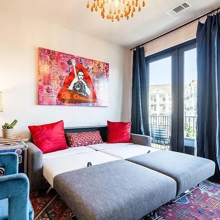 Downtown Midtown Vanderbilt, Honky Tonk Party Pad 1, Parking Gym Pool Apartment Nashville