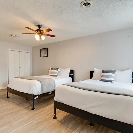 Apartment 2 Bdr With Free Parking! 2m To Broadway!
