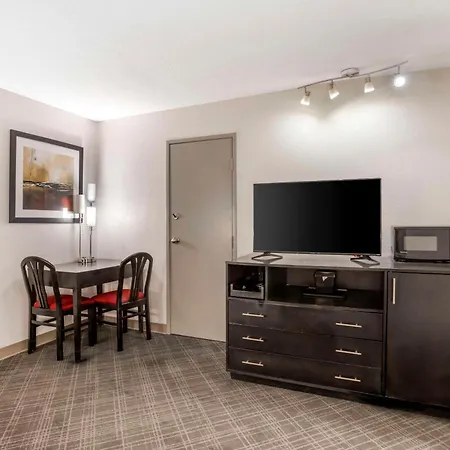Comfort Airport - Bna 4*