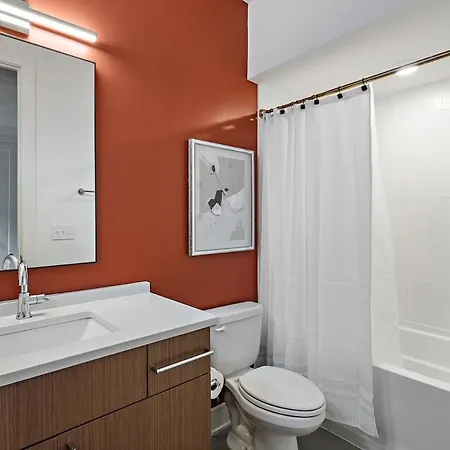 Holiday home Unwind In Opulence 4br 4ba Near Broadway