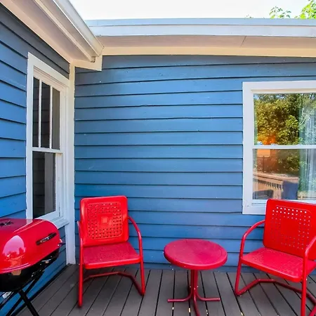 Bright In Hip East Walk To 5 Points - Only 2 Miles To Downtown * Nashville