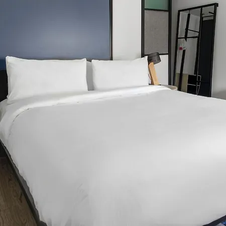 Aloft By Marriott Airport 3*