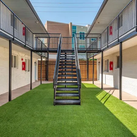 Cozy Retreat Minutes From Unit 9b Apts