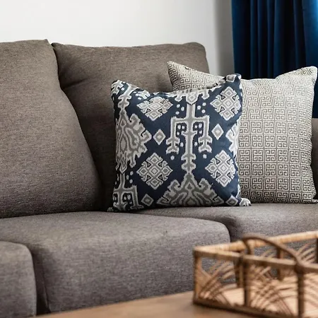 Cozy Retreat Minutes From Unit 9b Apts Nashville