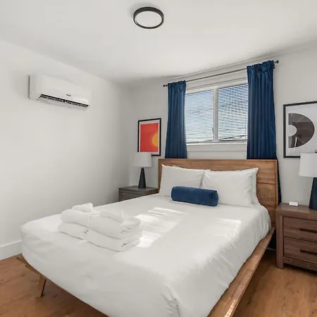 Charming Getaway Unit 12b Apts Apartment