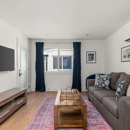 Charming Retreat Unit #2a Apts Apartment Nashville