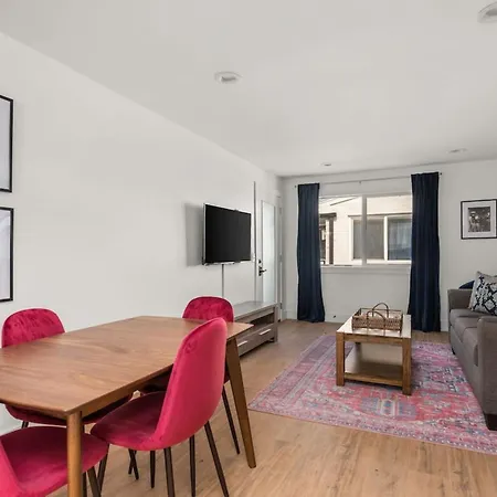 Charming Retreat Unit #2a Apts *