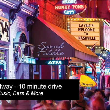 5 Min To Broadway Game Air Hockey Parking *