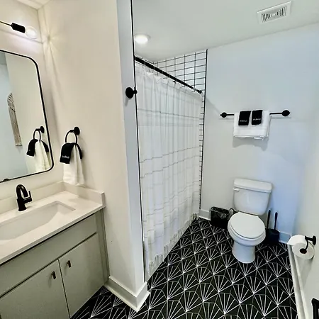 Two Rivers House Near Opryland, Sleeps 10 Game Nashville