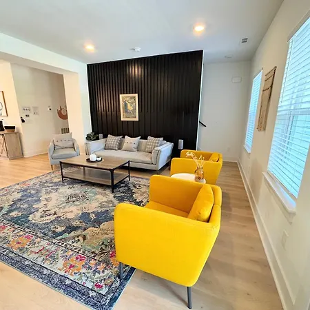 Holiday home 3br Game Sleeps 10 Near Opry & Broadway Nashville