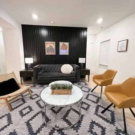 5 Min To Broadway Game & Ping-pong Parking Holiday home *