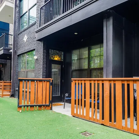 A Touch Of Bleu - 1 Bdr Condo, Free Parking Apartment