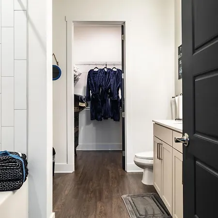 Apartment A Touch Of Bleu - 1 Bdr Condo, Free Parking