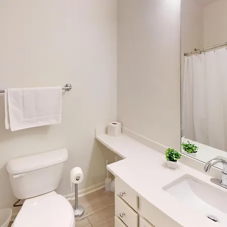 Apartment West End Getaway Nashville